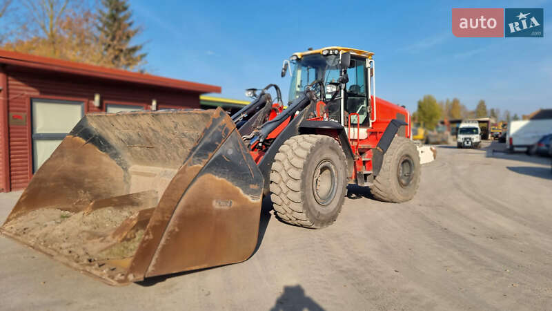 JCB 457 2015