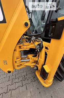 Экскаватор погрузчик JCB 4CX 2021 в 