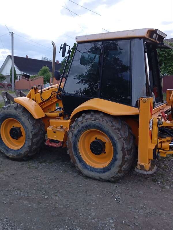 Экскаватор погрузчик JCB 4CX 2001 в Тячеве фото 4 Экскаватор погрузчик JCB 4CX 2001 в Тячеве