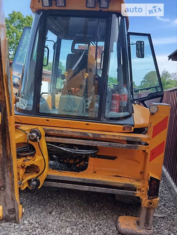Экскаватор погрузчик JCB 4CX 2001 в Тячеве фото 13 Экскаватор погрузчик JCB 4CX 2001 в Тячеве