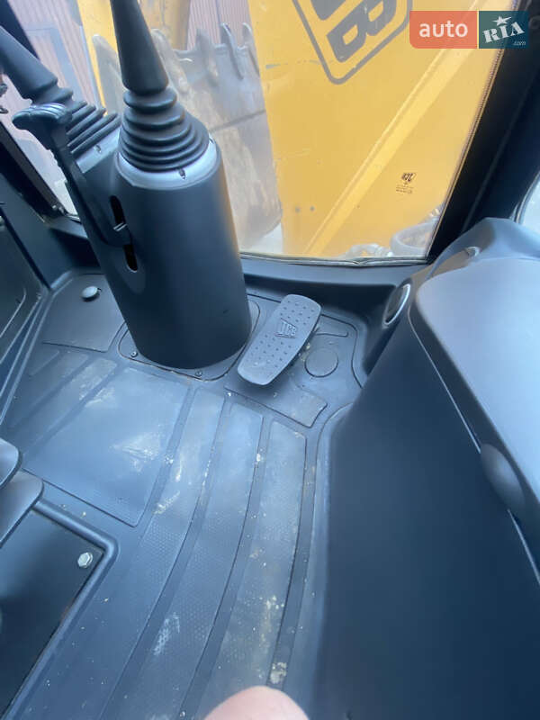 Экскаватор погрузчик JCB 4CX 2010 в Запорожье