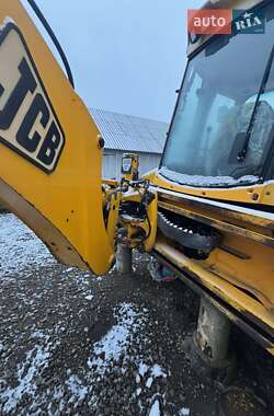 Інша будівельна техніка JCB 4CX 2003 в Рожнятові