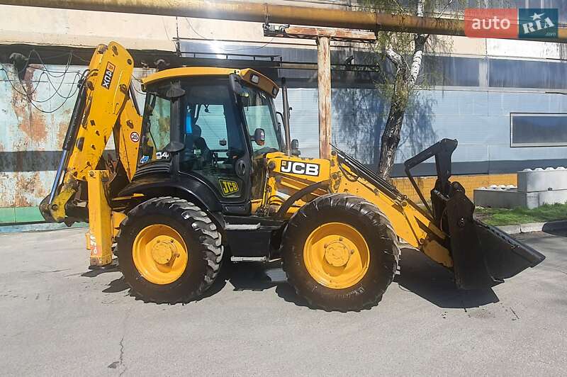 Экскаватор погрузчик JCB 4CX 2005 в 