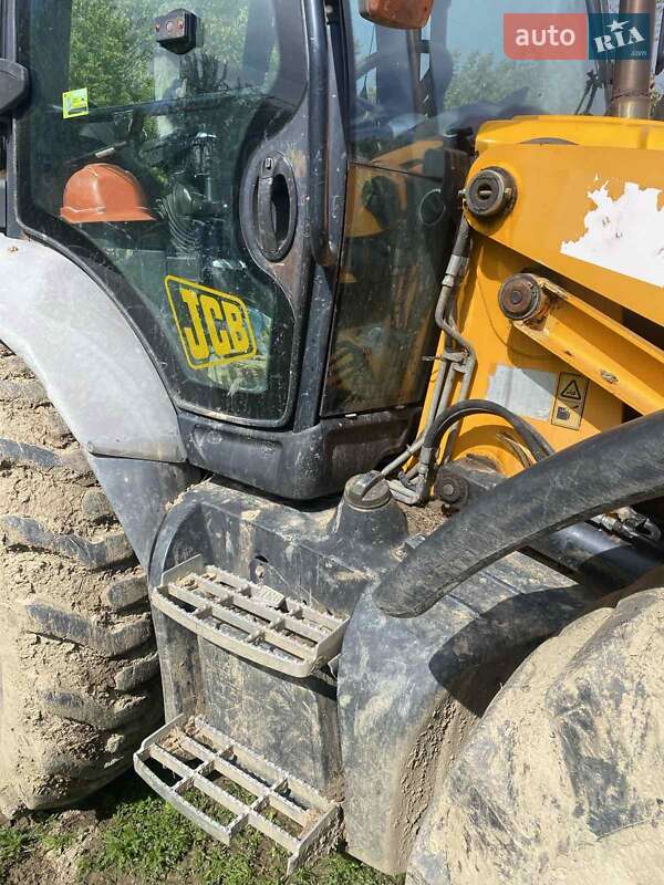 Экскаватор погрузчик JCB 4CX 2010 в Ужгороде