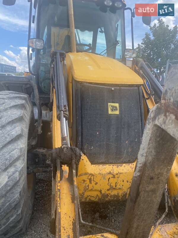 Екскаватор навантажувач JCB 4CX 2011 в Ужгороді