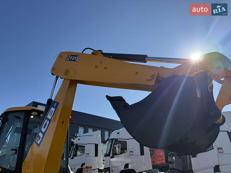 Экскаватор погрузчик JCB 4CX 2010 в Киеве