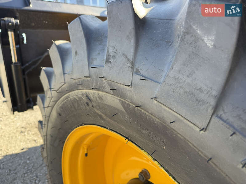 Экскаватор погрузчик JCB 4CX 2010 в Киеве