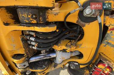 Екскаватор навантажувач JCB 4CX 2001 в 