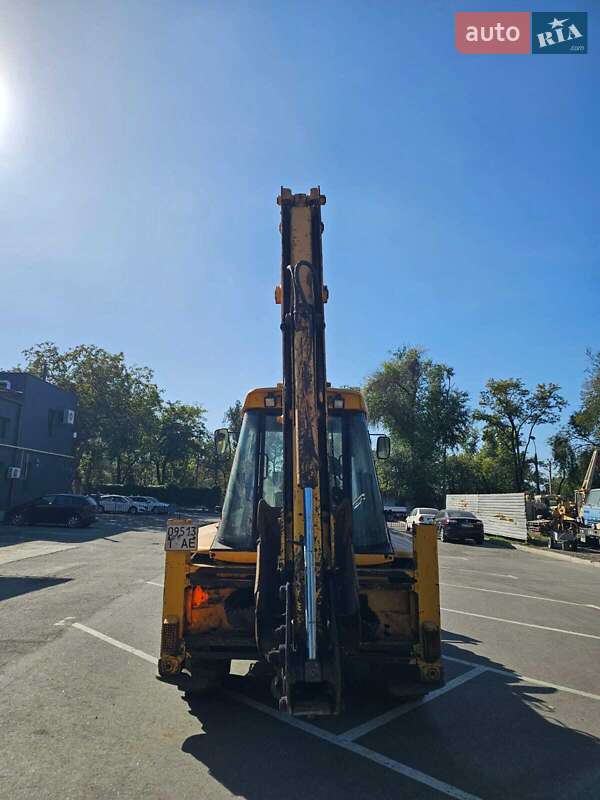 Екскаватор навантажувач JCB 4CX 1999 в Кривому Розі