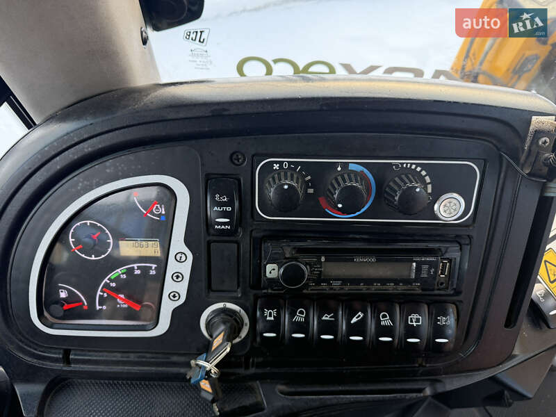 Экскаватор погрузчик JCB 4CX 2016 в Киеве