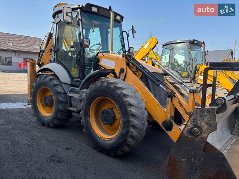 Экскаватор погрузчик JCB 4CX 2010 в Львове