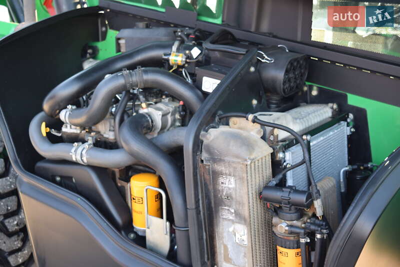 Підйомник телескопічний JCB 515 2016 в Рівному