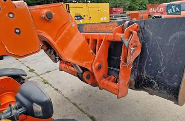 Телескопический погрузчик JCB 525-60 Hi-Viz 2019 в 