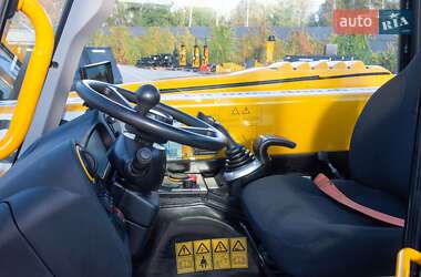 Підйомник телескопічний JCB 525-60 Hi-Viz 2025 в 