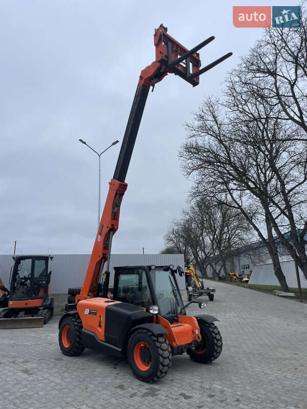 Телескопический погрузчик JCB 525-60 Hi-Viz 2019 в Черновцах фото 6 Телескопический погрузчик JCB 525-60 Hi-Viz 2019 в Черновцах