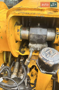 Телескопический погрузчик JCB 527-58 2012 в 