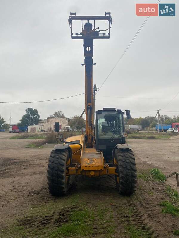 Телескопический погрузчик JCB 530-70 2002 в Сычавке