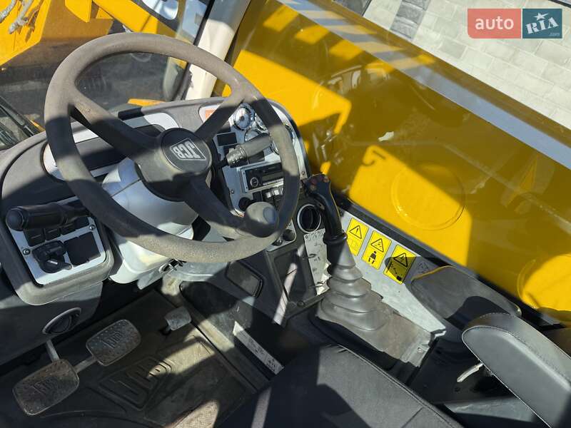 Телескопический погрузчик JCB 530-70 2005 в Луцке фото 10 Телескопический погрузчик JCB 530-70 2005 в Луцке