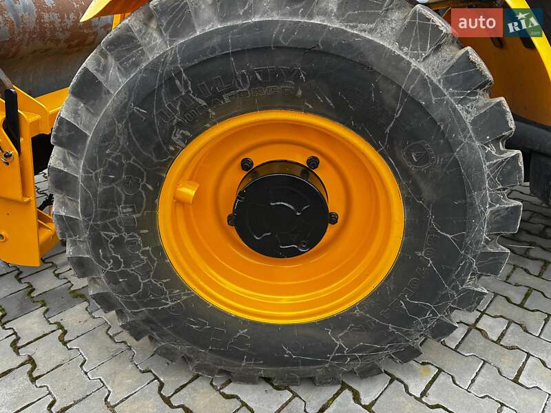 Телескопический погрузчик JCB 530 2004 в Горохове