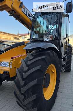 Телескопічні навантажувачі JCB 531-70 2011 в Луцьку