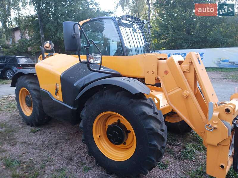 Телескопический погрузчик JCB 531-70 2015 в Житомире
