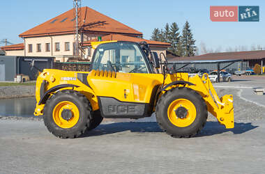 Подъемник телескопический JCB 531-70 2021 в 