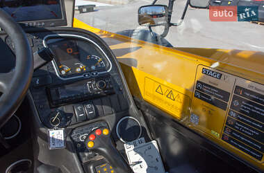 Подъемник телескопический JCB 531-70 2021 в 