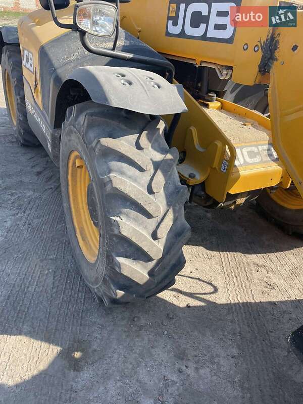 Телескопічні навантажувачі JCB 531-70 2016 в Чернігові