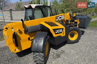 Телескопический погрузчик JCB 531-70 2015 в 