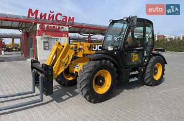 Телескопический погрузчик JCB 531-70 2011 в 