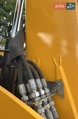 Телескопічні навантажувачі JCB 531-70 2013 в 
