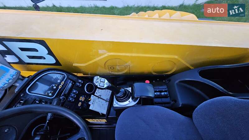 Телескопический погрузчик JCB 531-70 2013 в Луцке