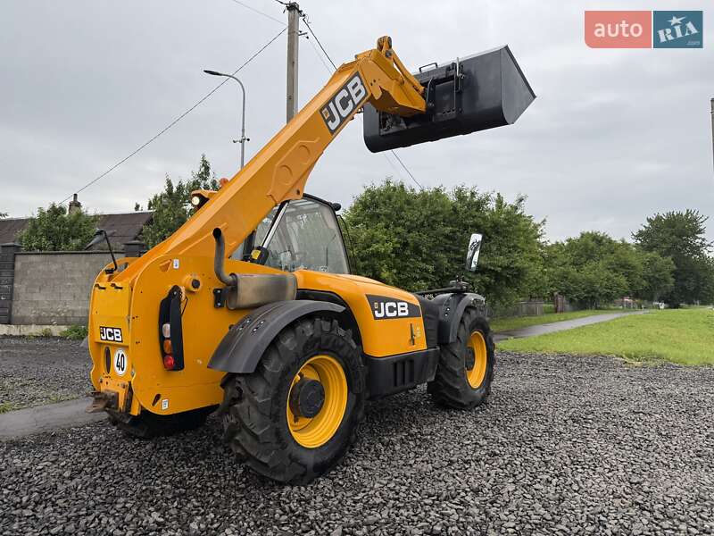 Телескопічні навантажувачі JCB 531-70 2008 в Луцьку