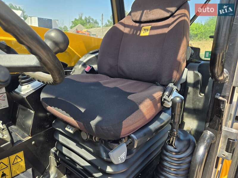 Телескопический погрузчик JCB 531-70 2012 в Болграде