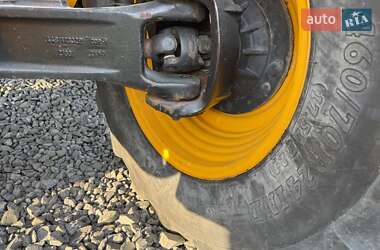 Телескопический погрузчик JCB 531-70 2011 в 