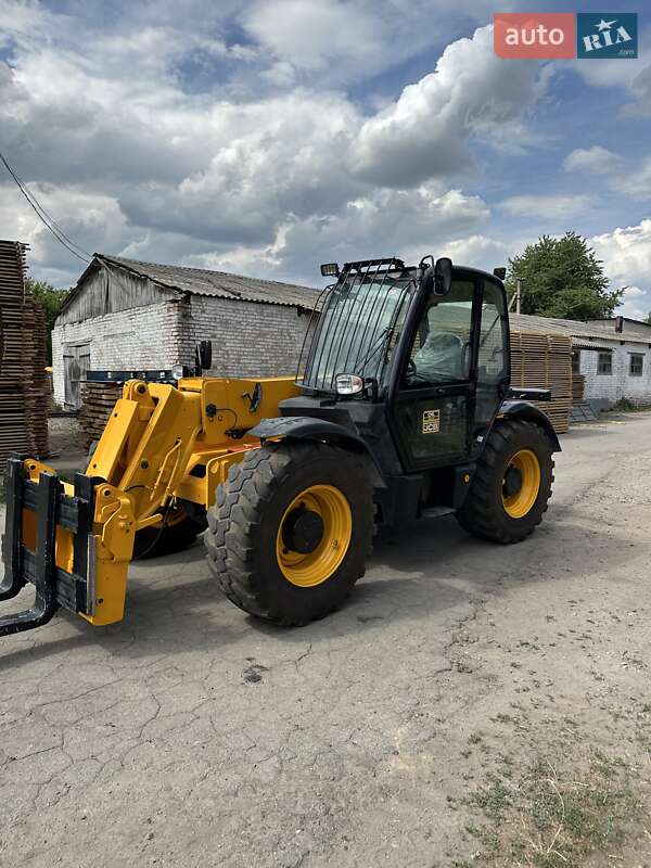 JCB 531-70 2013