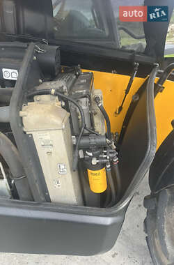 Телескопический погрузчик JCB 531-70 2013 в 