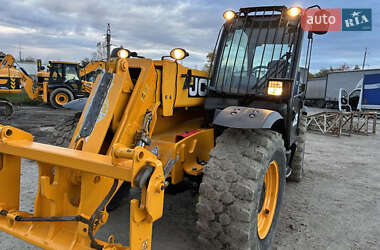 Телескопический погрузчик JCB 531-70 2009 в 