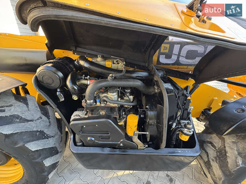 Телескопічні навантажувачі JCB 531-70 2012 в Кам'янець-Подільському