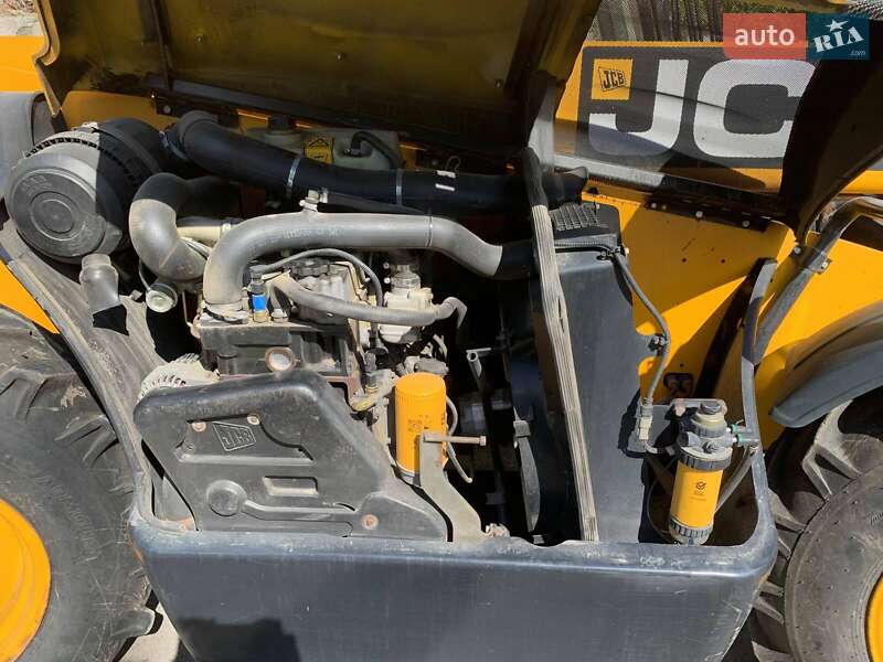 Телескопический погрузчик JCB 531-70 2012 в Измаиле