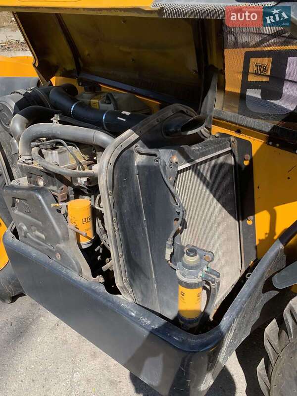Телескопический погрузчик JCB 531-70 2012 в Измаиле