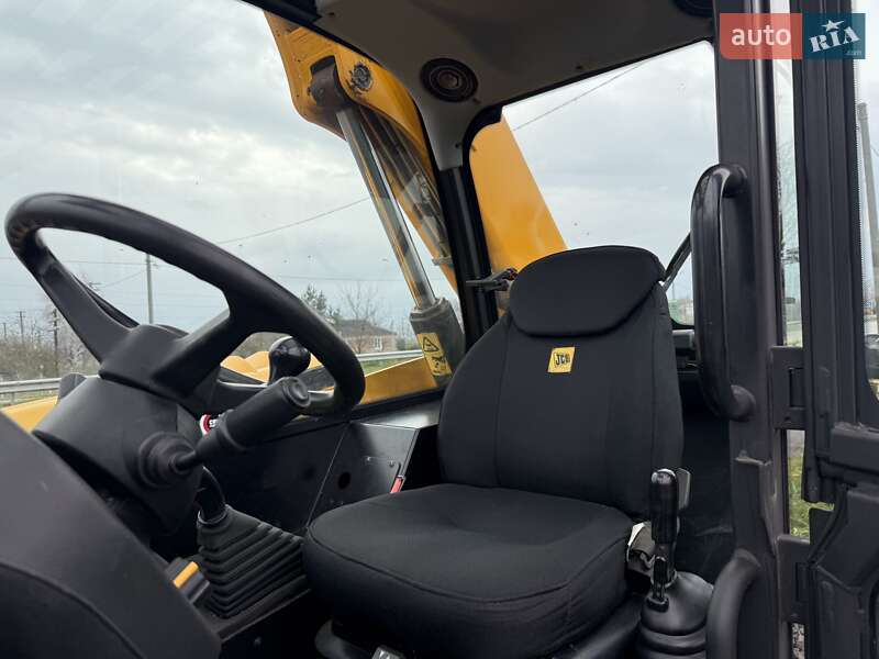 Телескопічні навантажувачі JCB 531-70 2015 в Луцьку