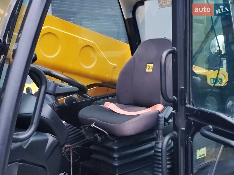 Телескопический погрузчик JCB 531-70 2015 в Ровно