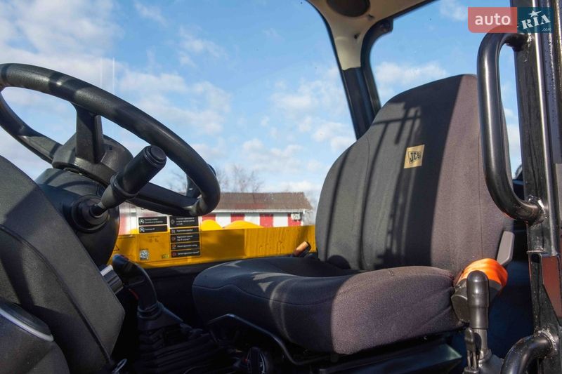 Телескопический погрузчик JCB 531-70 2021 в Житомире