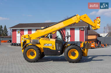 Подъемник телескопический JCB 533-105 2017 в 