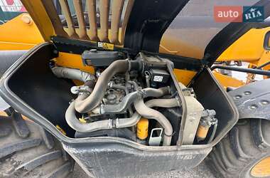 Телескопический погрузчик JCB 533-105 2017 в 