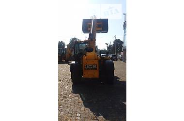 Телескопический погрузчик JCB 535-125 2010 в Черняхове