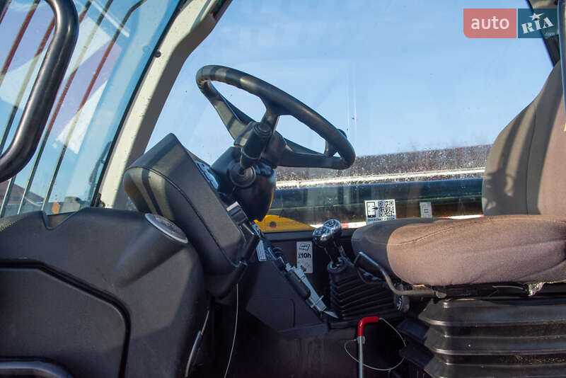 Підйомник телескопічний JCB 535-125 2019 в Житомирі