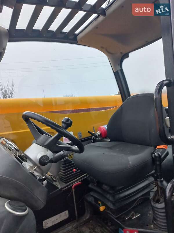 Телескопічні навантажувачі JCB 535-125 2004 в Ставищі фото 6 Телескопічні навантажувачі JCB 535-125 2004 в Ставищі