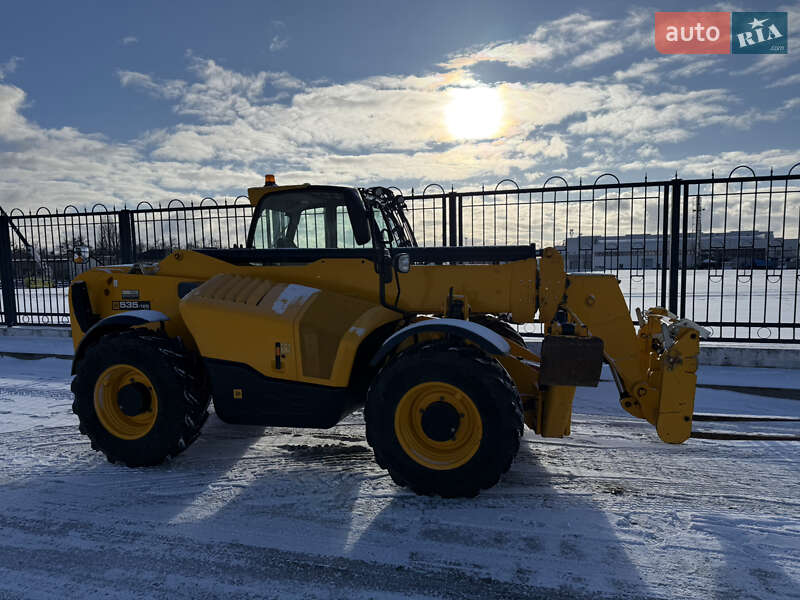 Телескопічні навантажувачі JCB 535-125 2021 в Києві